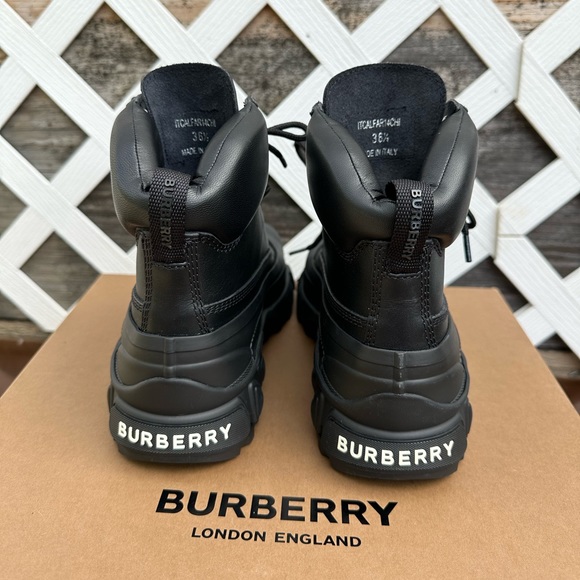 Burberry Arthur Lace-up Ankle Leather Boots - Picture 6 of 12